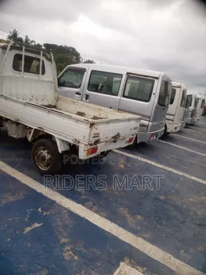 Toyota HiAce 2020 White