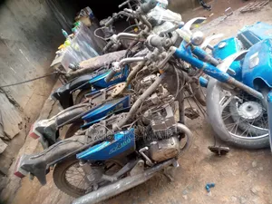 Suzuki 2019 Blue