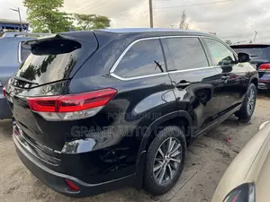 Toyota Highlander Limited 4x4 V6 (3.5L 6cyl 8A) 2018 Black