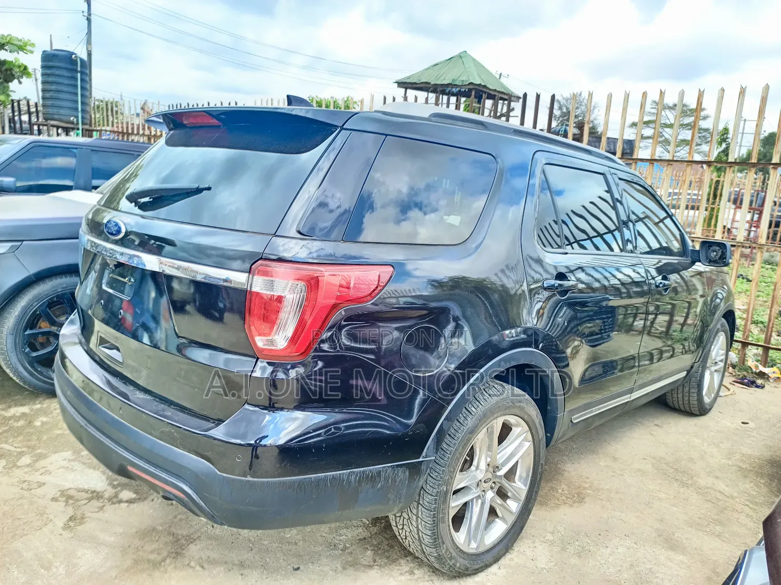 Ford Explorer 2013 Black