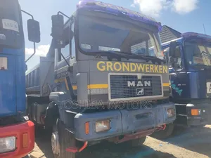 Photo - Man DIESEL 10 Tyres