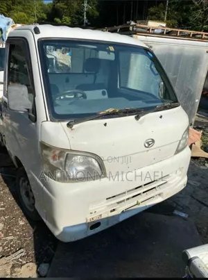Toyota Voxy 2007 White