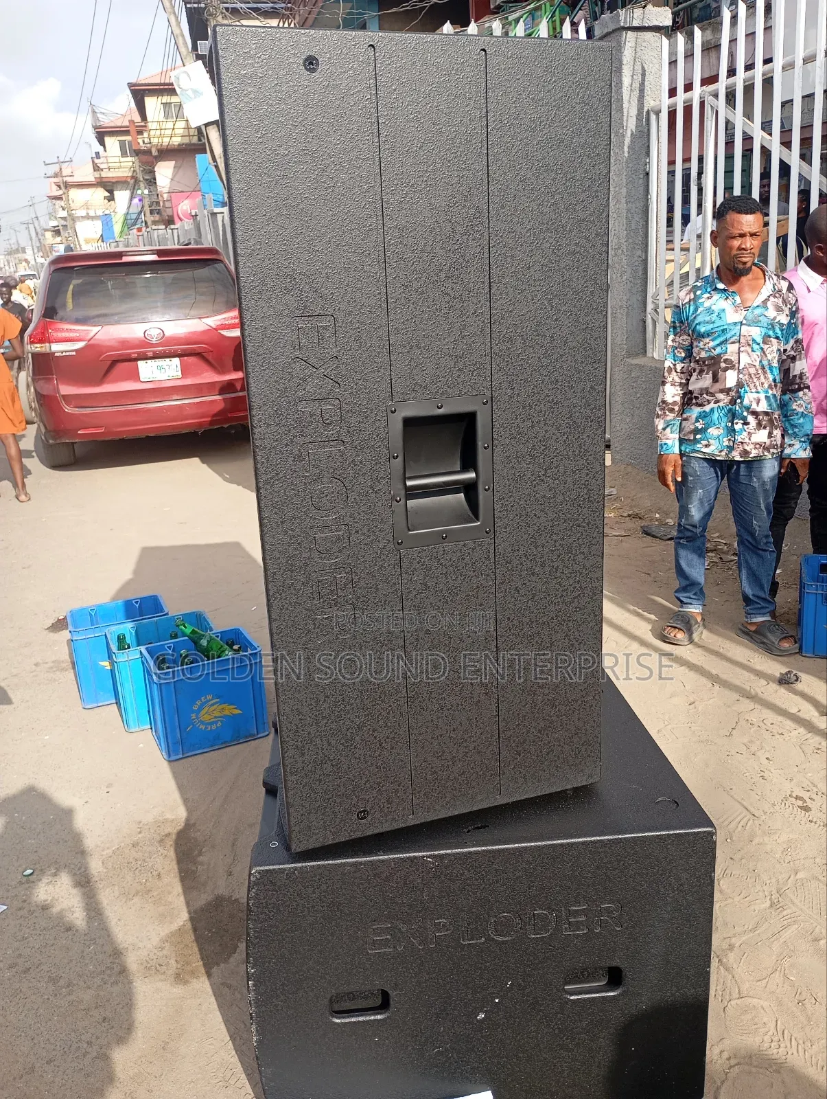 Exploder Box Speakers Full Range 315