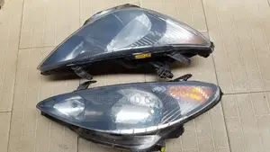 TOYOTA Previa Headlamp