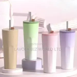 Vacuum Mug With Automatic Bouncing Straw