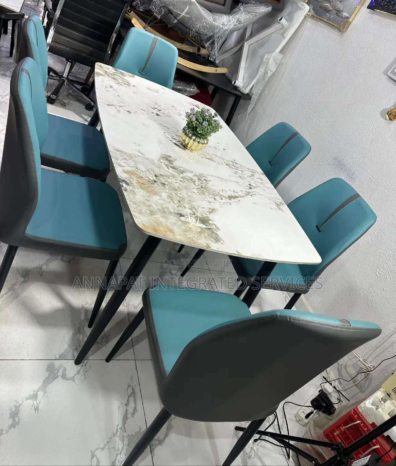 6 Seater Classy Marble Dining Set
