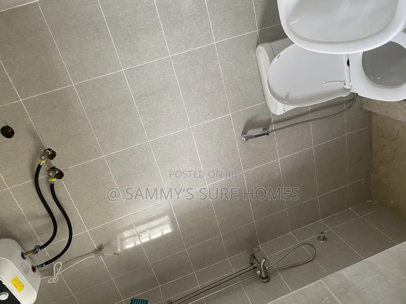 3bdrm Block of Flats in Wetland Estate Jahi for rent