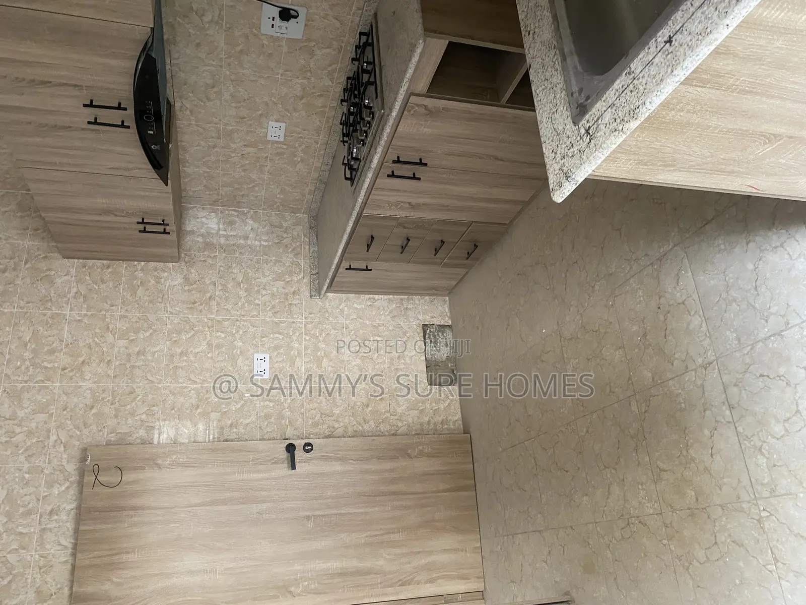 3bdrm Block of Flats in Wetland Estate Jahi for rent