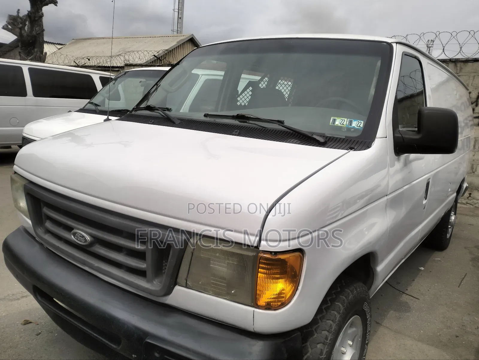 Ford E250 2011 White
