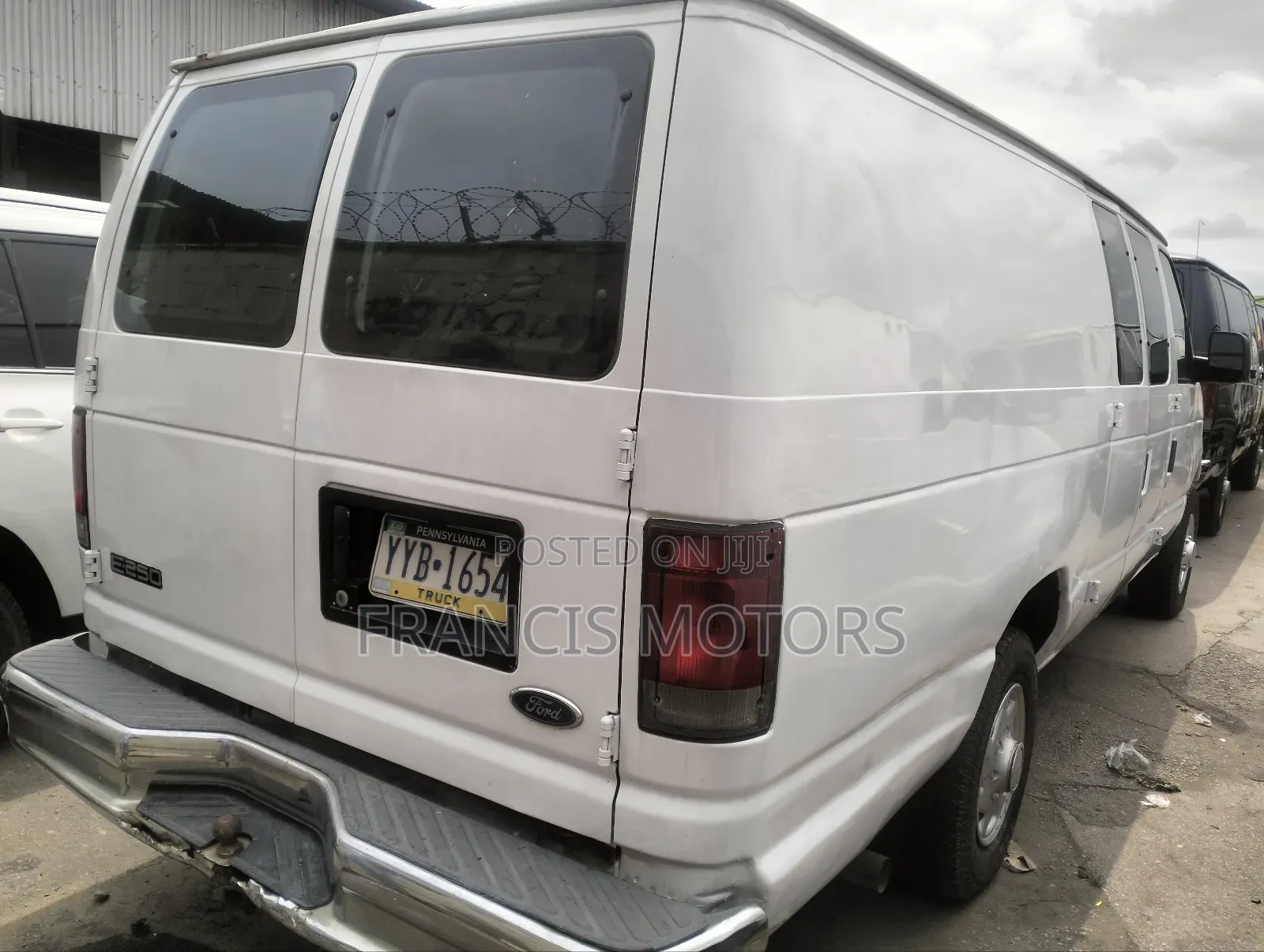 Ford E250 2011 White