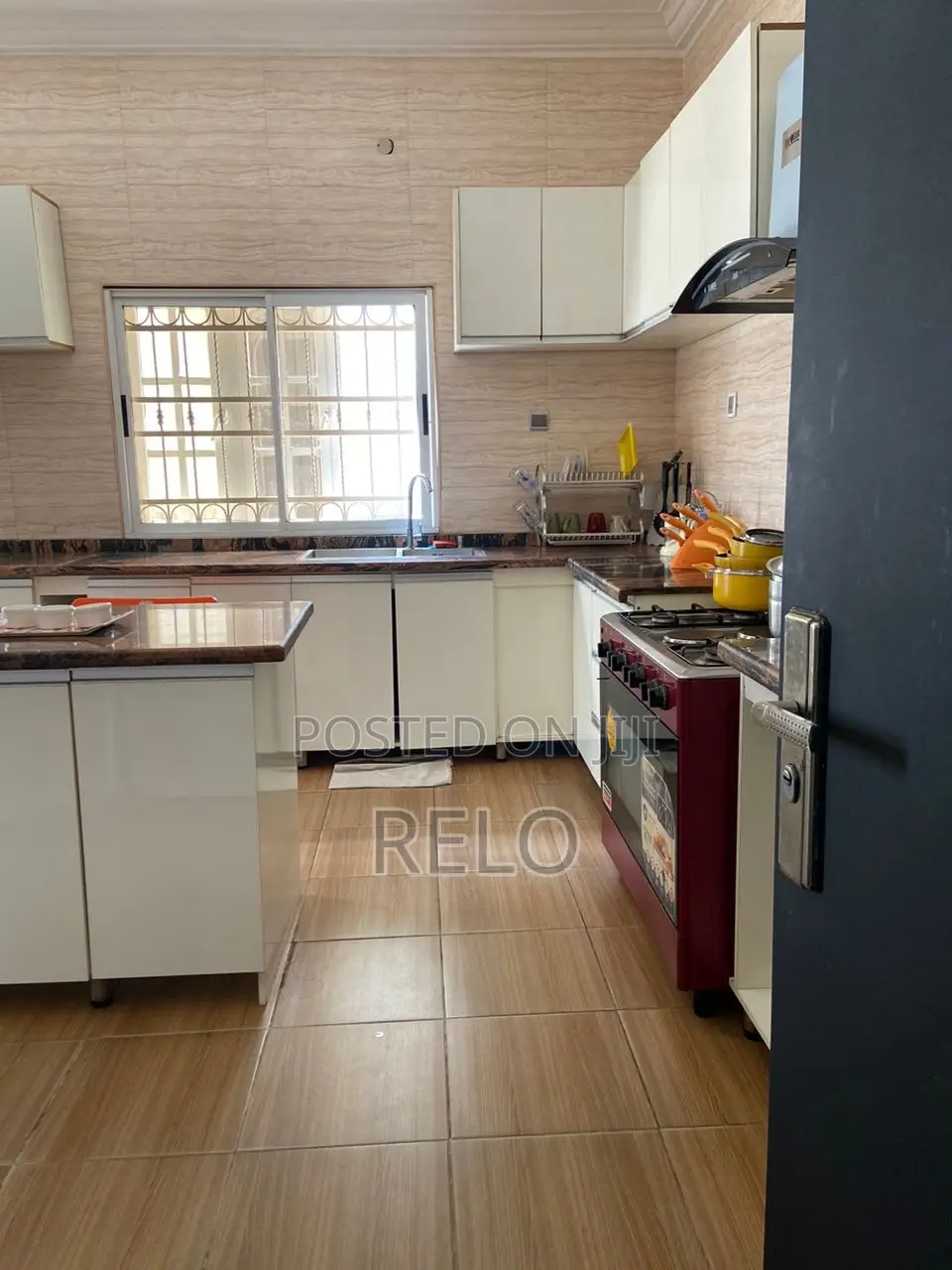 A Spacious 1 Bedroom Apartment
