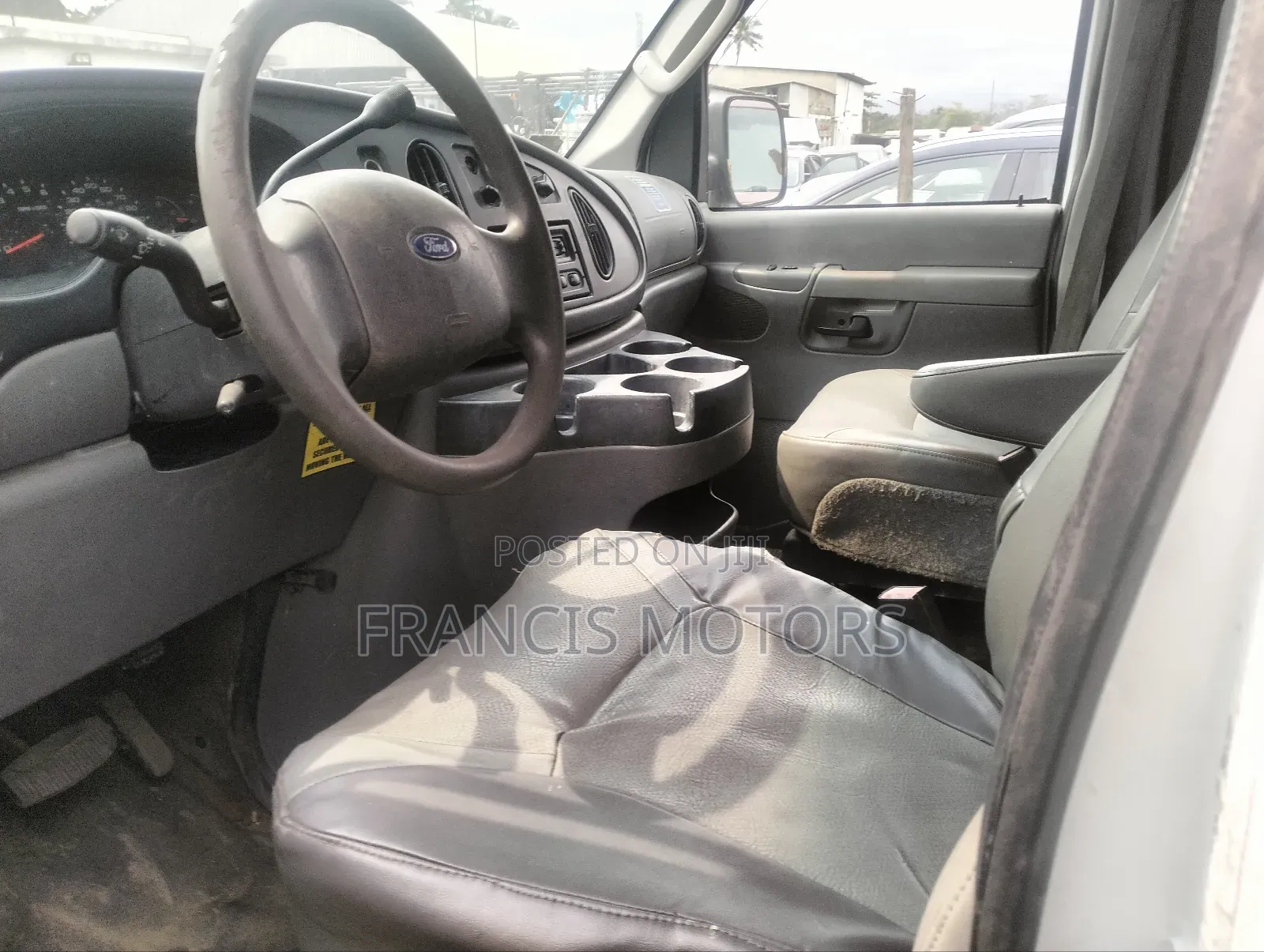 Ford E250 2011 White