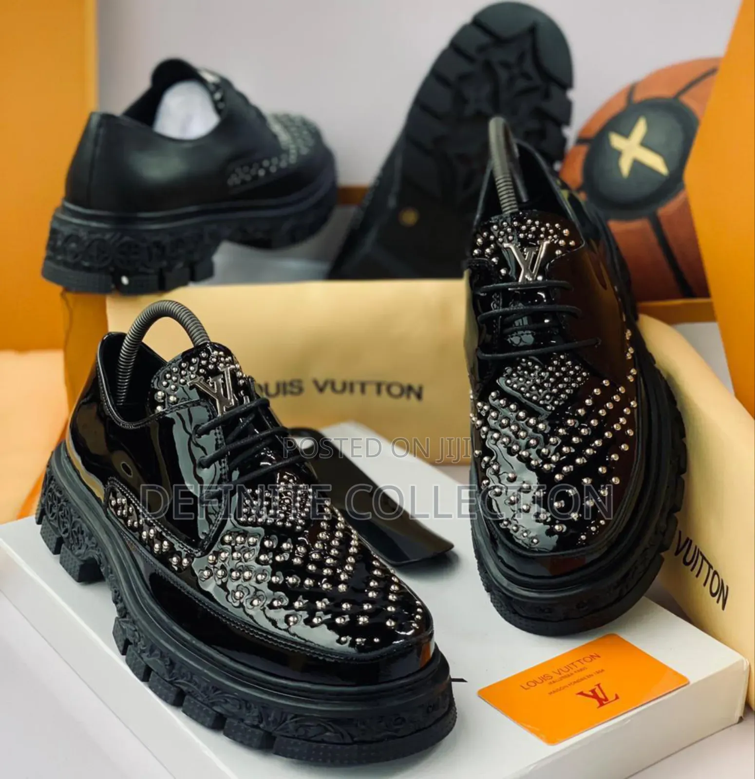 LOUIS VUITTON Luxury Shoe