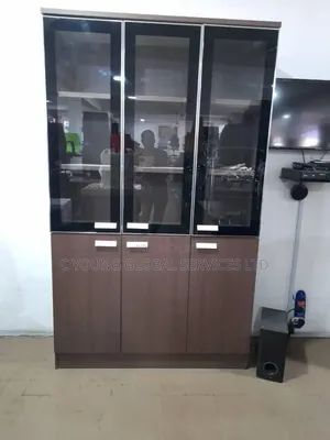 Bookshelf 3 Door