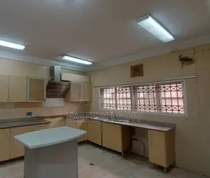 5bdrm Duplex in Banana Island for rent