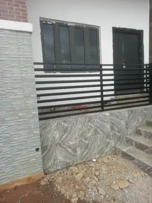 Lining Iron Balcony Railings