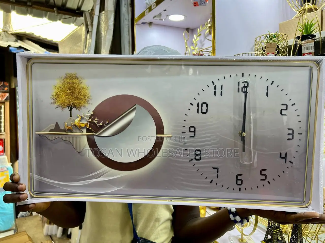 Clock in Frame