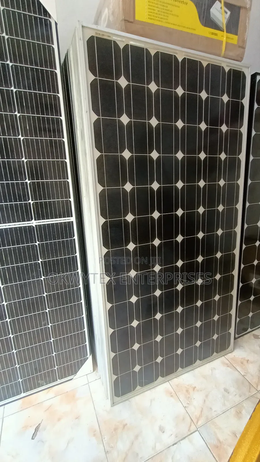 300watts Canadian Mono Solar Panel