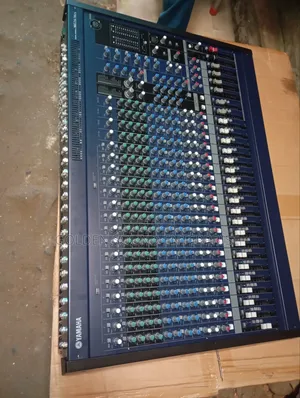 Yamaha Flat Mixers 24channel