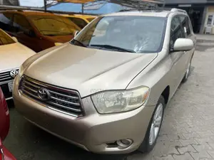 Toyota Highlander 2009 Gold