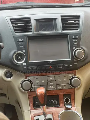 Toyota Highlander 2009 Gold