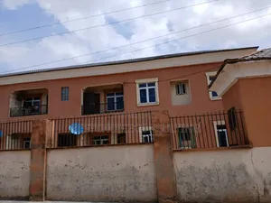 3bdrm Block of Flats in Akoto, Ibadan for sale