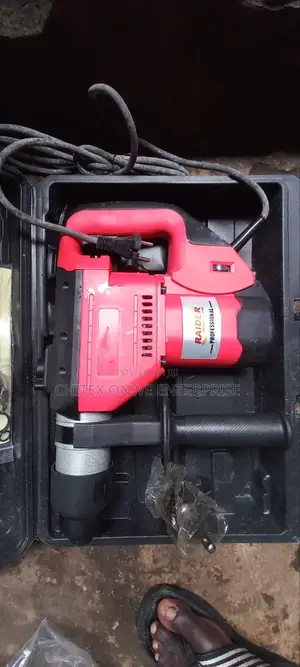 Raider Professional Heavy-Duty Concrete Drilling Machine