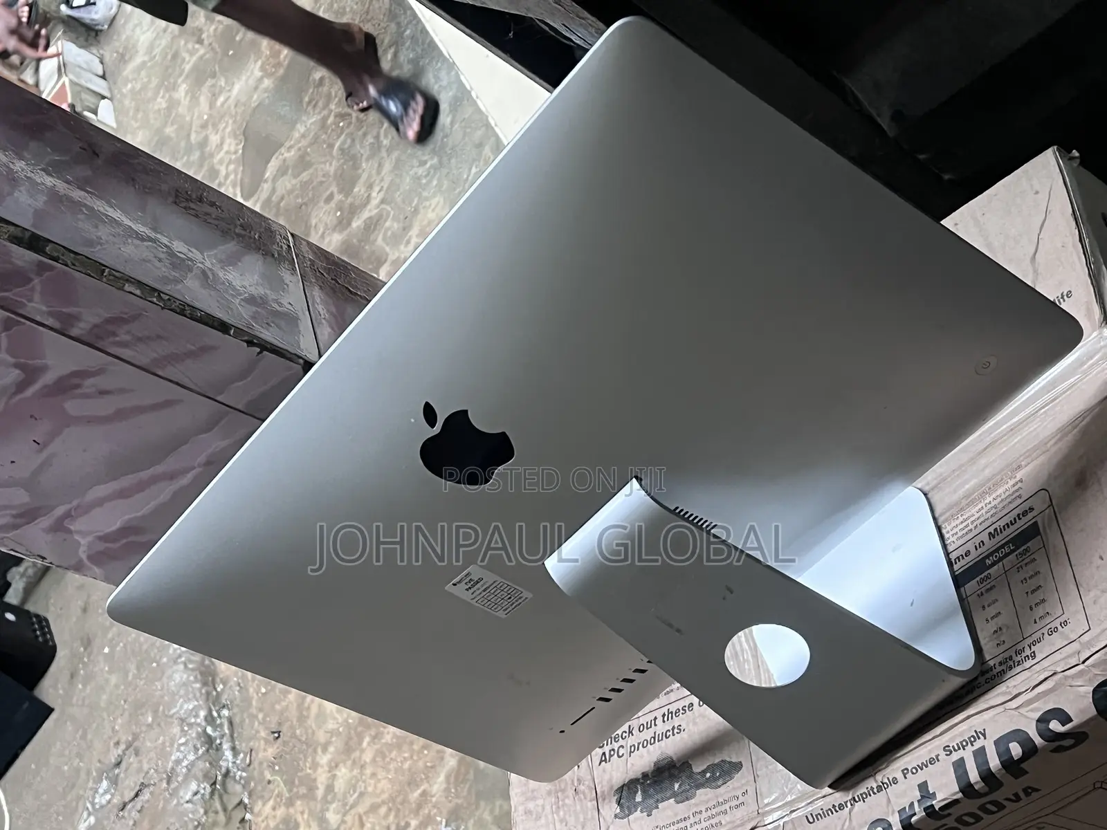 Desktop Computer Apple iMac 8GB Intel Core I5 SSD 1T