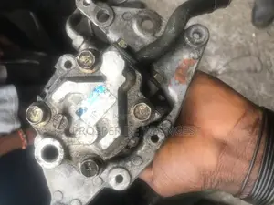 Power Steering Pump for Mazda M P v 2003 Model