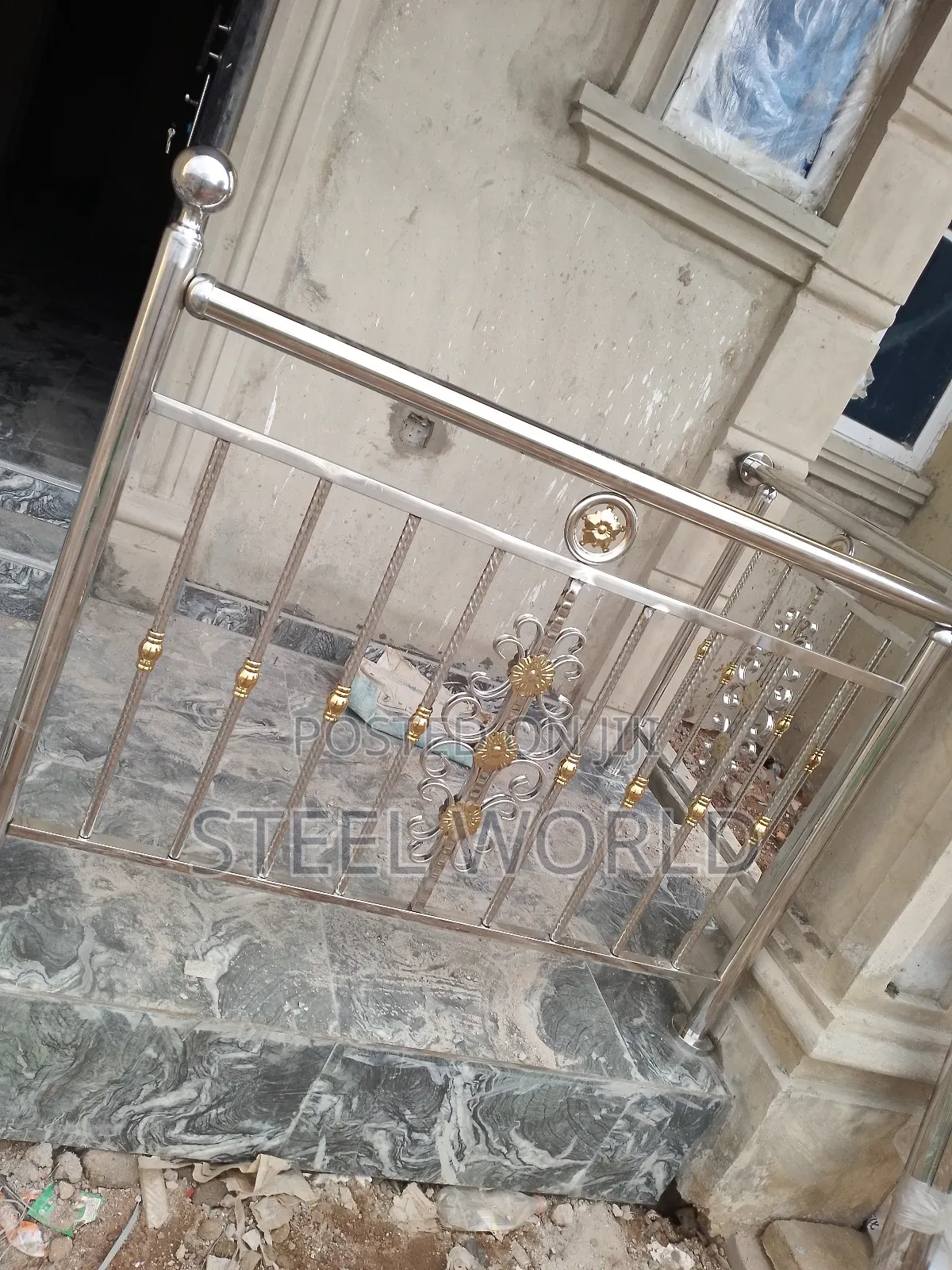 Handrail With Flower Design