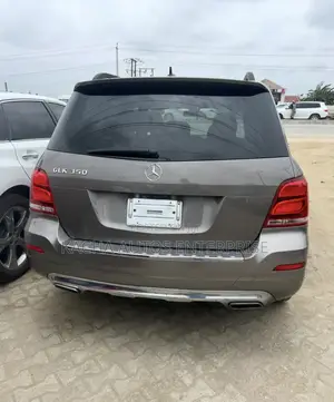 Mercedes-Benz GLK-Class 2013 Brown