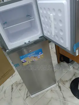 New-in Skyrun 138L Double Door Refrigerator