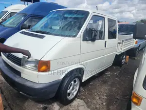 Double Cabin T4 Pickup, Petrol Manual