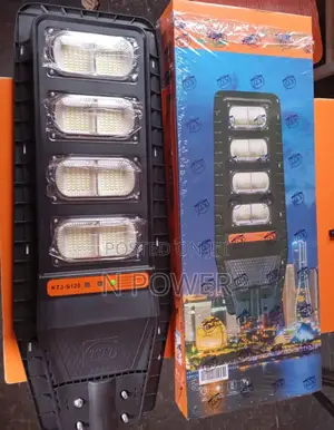 KTJ SOLAR Street Light 4eyes Divided