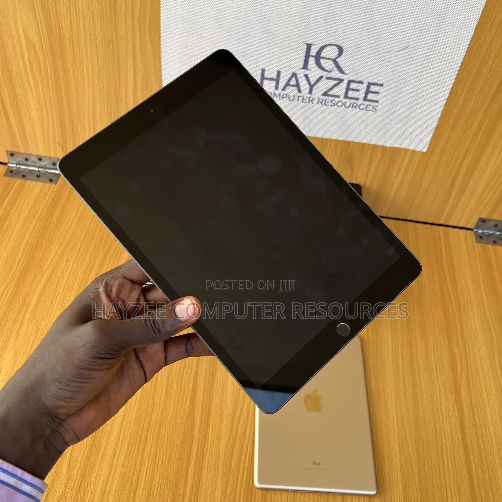Apple iPad 5 (2022) 32 GB