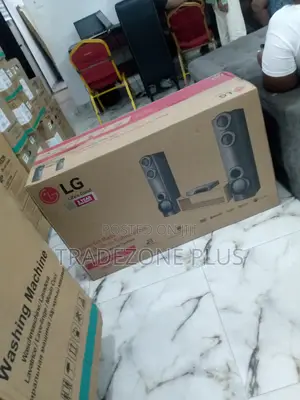 Sound Wave LG Bass Blast Home Theatre Lhd675bg 1000W
