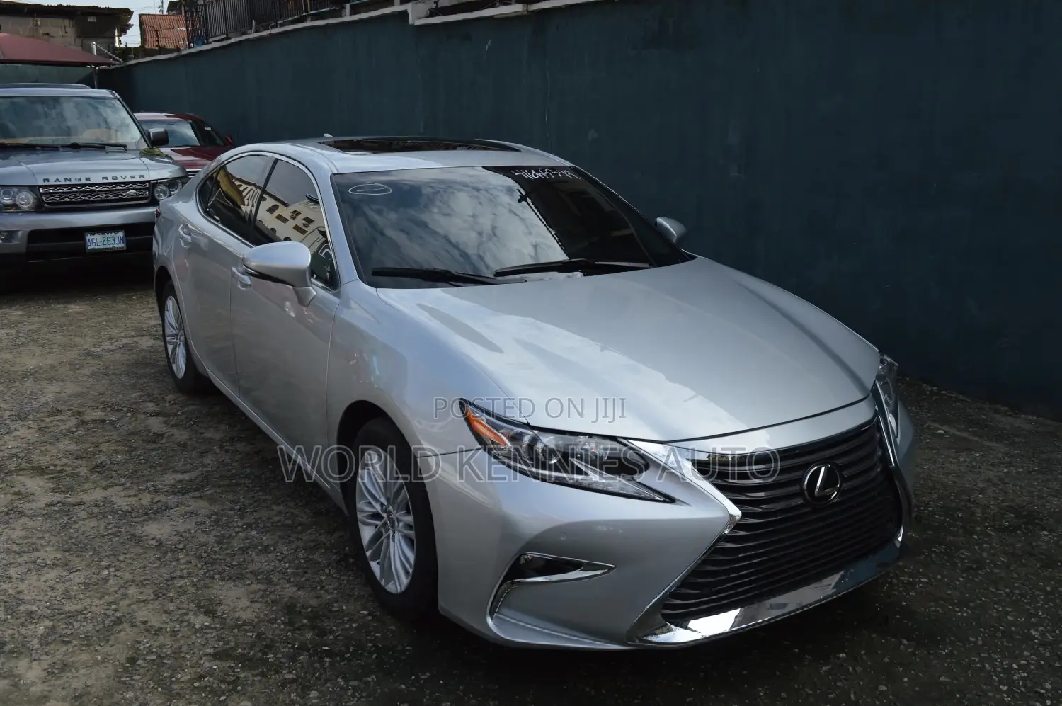Lexus ES 2015 Silver