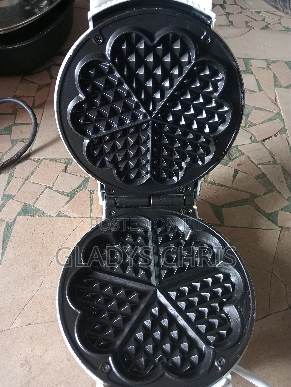 Tectro Electric Waffle Maker