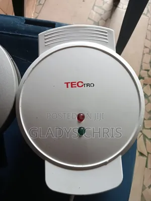 Tectro Electric Waffle Maker