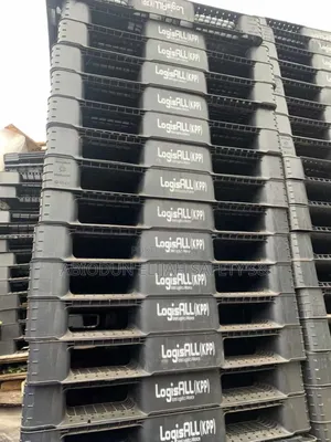 Plastic Rubber Pallet Stronge and Durable 110cm×130cm 4ft