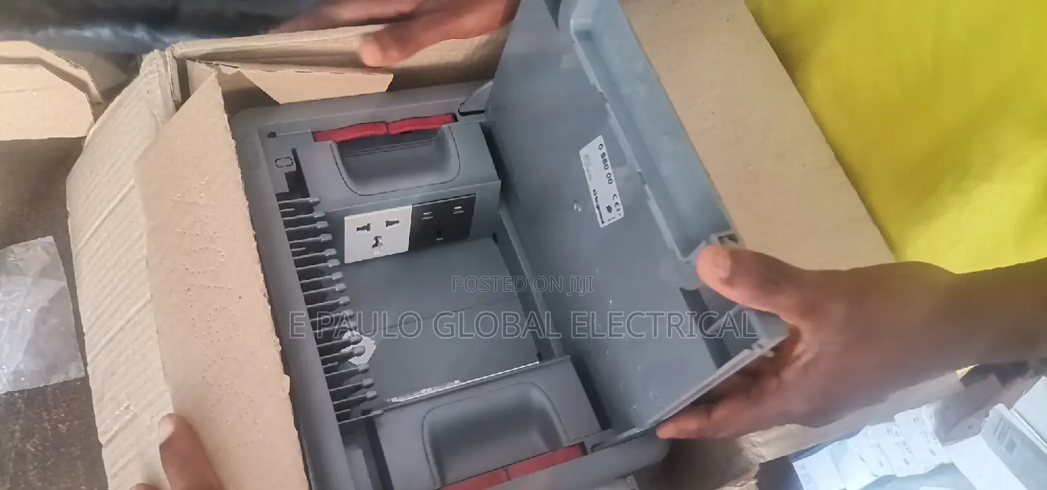 Legrand Floor Socket Box With 10 Units