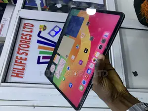 Apple iPad Pro 12.9 (2021) 256 GB Gray