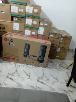 High Energy LG Bass Blast Home Theatre Lhd675bg 1000W