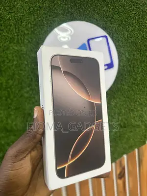 New Apple iPhone 16 Pro Max 256 GB Gold