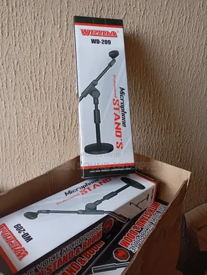 Roundbase Table Mic Stand