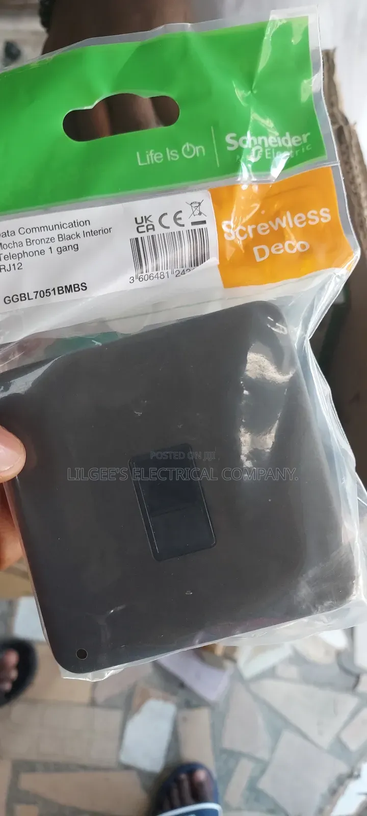 Schneider Telephone Socket(Lisse Deco Range)