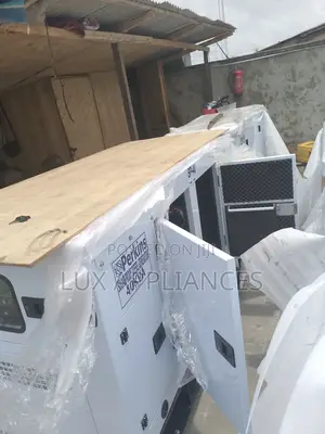 40kva/40kw Soundproof Perkins Generator