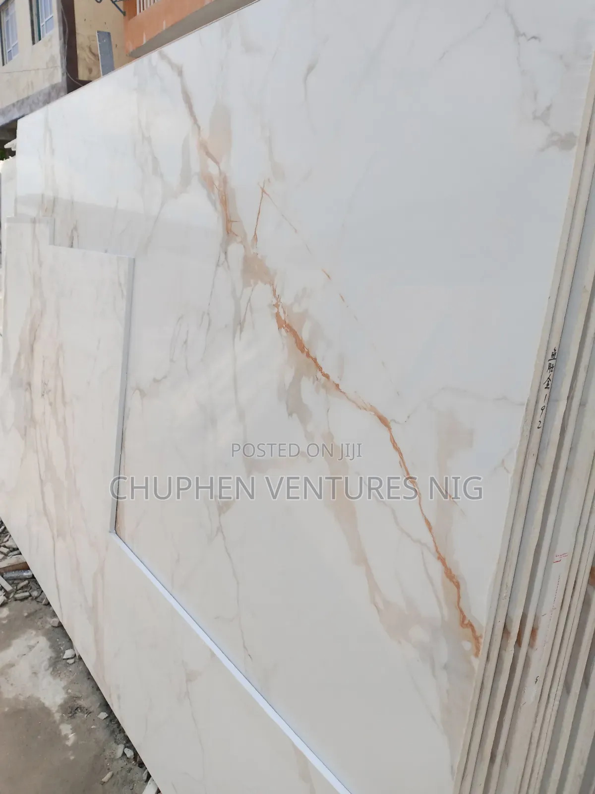 Golden Wave Quartz Slab for Kitchen Counter Top, Dinning Ta