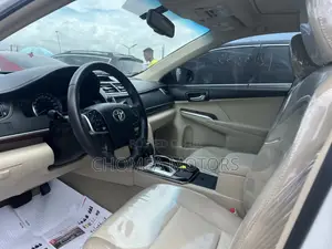 Toyota Camry 2013 Off white