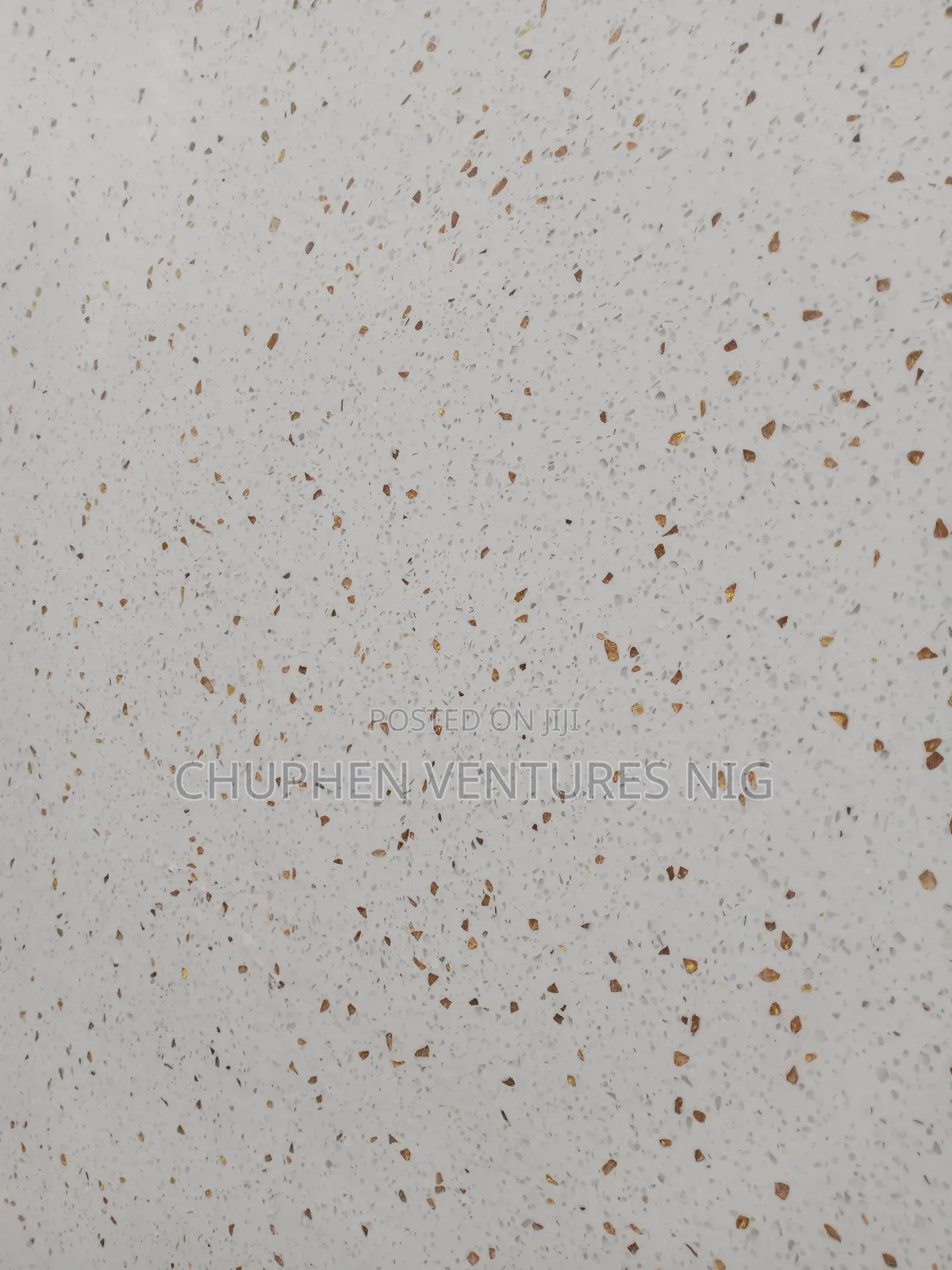 Quartz White Gold Spotted